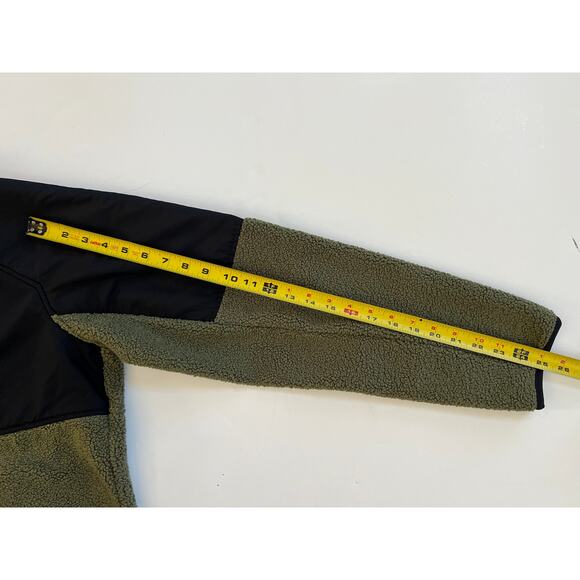 Under Armour Men's Mission Boucle Swacket Green/Blk 1366091-390 Size L NWT - Picture 12 of 16